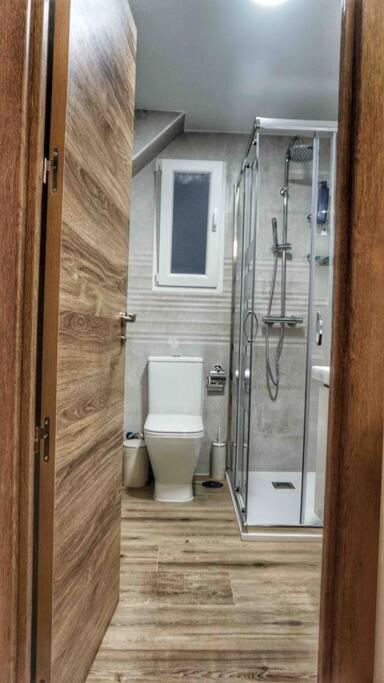 New Luxury 3-Bedroom Apartment Segovia Exterior foto